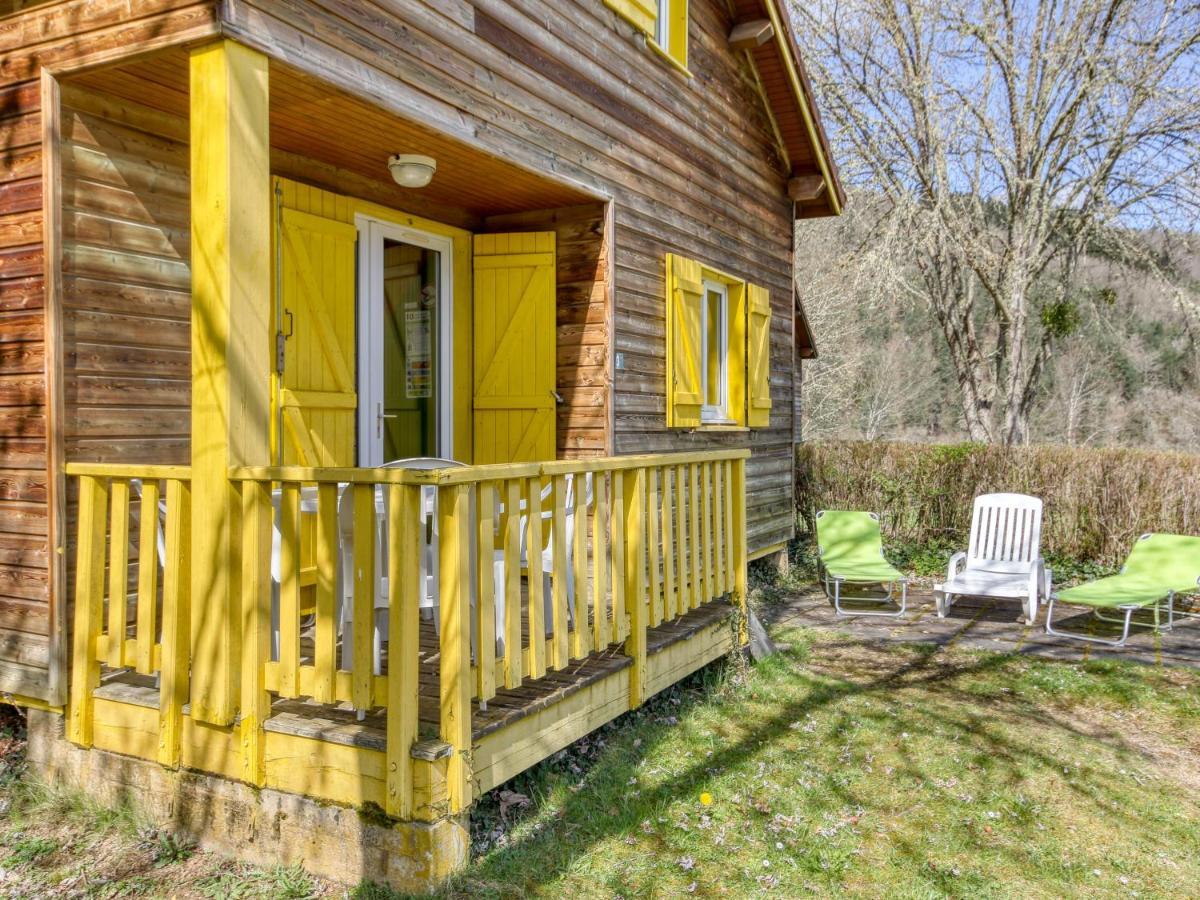 Vacanceole - Les Chalets De La Chazotte Saint-Jacques-dʼAmbur Exterior foto